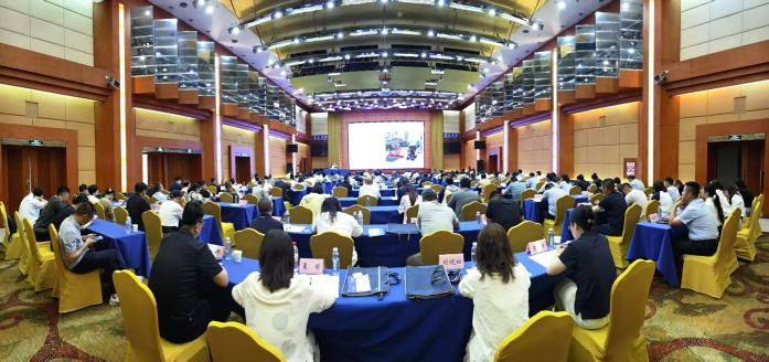 威海市住房和城鄉(xiāng)建設(shè)局 以會(huì)議及展覽服務(wù)為平臺，推動(dòng)城市建設(shè)高質(zhì)量發(fā)展